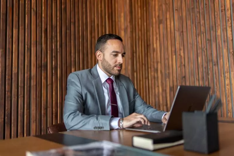 Юрист Оганесян Арег Каренович объясняет: Как взыскать упущенную выгоду в 2022 году?