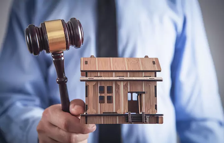 Юрист Кривошеев Константин Андреевич объясняет: Обзор практики ВС по самовольным постройкам