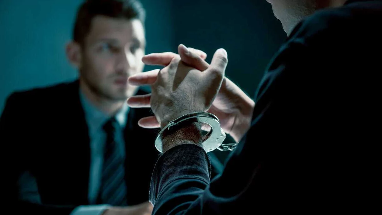 Адвокат Нурмухаметов Валерий Наилевич объясняет: В УПК уточняют процедуру допроса россиян, уехавших за границу