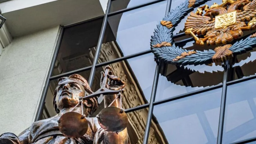 Юрист Яковлев Евгений Алексеевич объясняет: Требуется ли нотариальное оформление сделки с долями