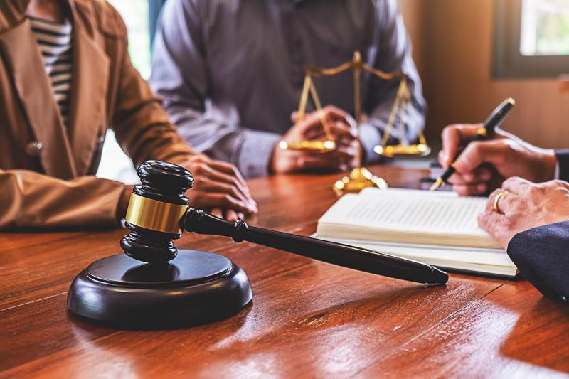 Адвокат Целух Константин Сергеевич объясняет: Услуги адвоката