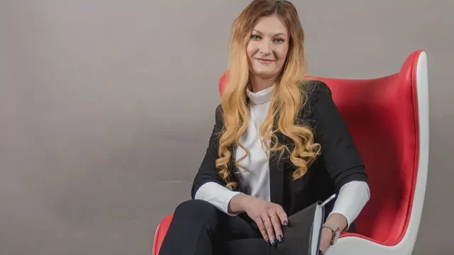 Юрист Петрова Алёна Владимировна объясняет: Агентский договор и договор цессии – в чём разница?