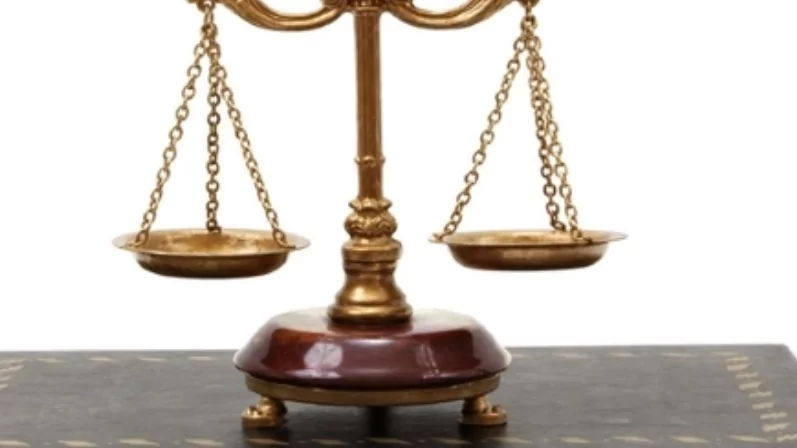 Адвокат Денисенко Вадим Владимирович объясняет: Москалькова предложила обязать следователей приобщать к делу все доказательства со стороны защиты