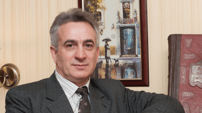 Адвокат Старостенко Анатолий Васильевич объясняет: Как выбрать Адвоката?