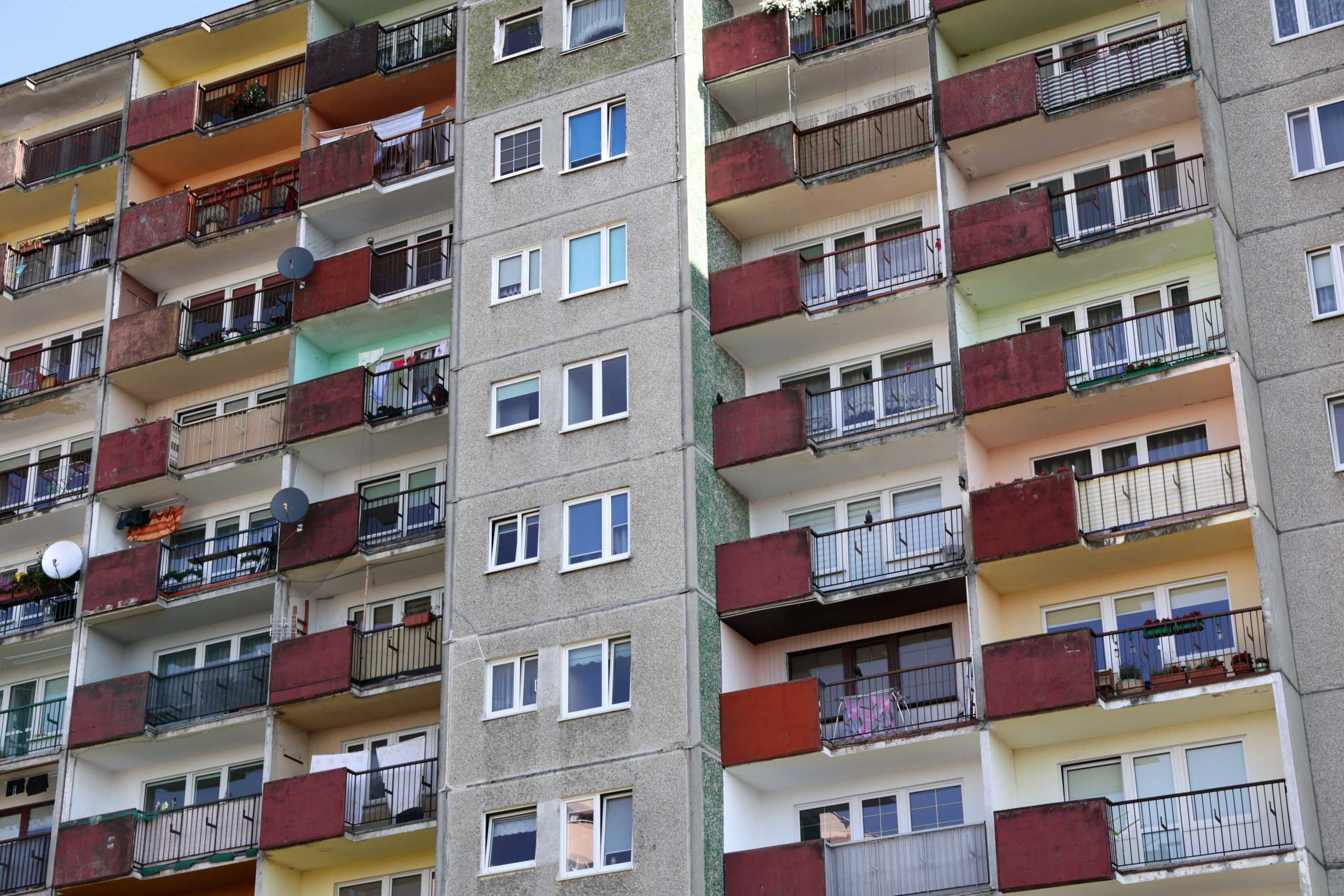 Юрист Сафронов Ярослав Валерьевич объясняет: Зачем проверять всех собственников недвижимости?