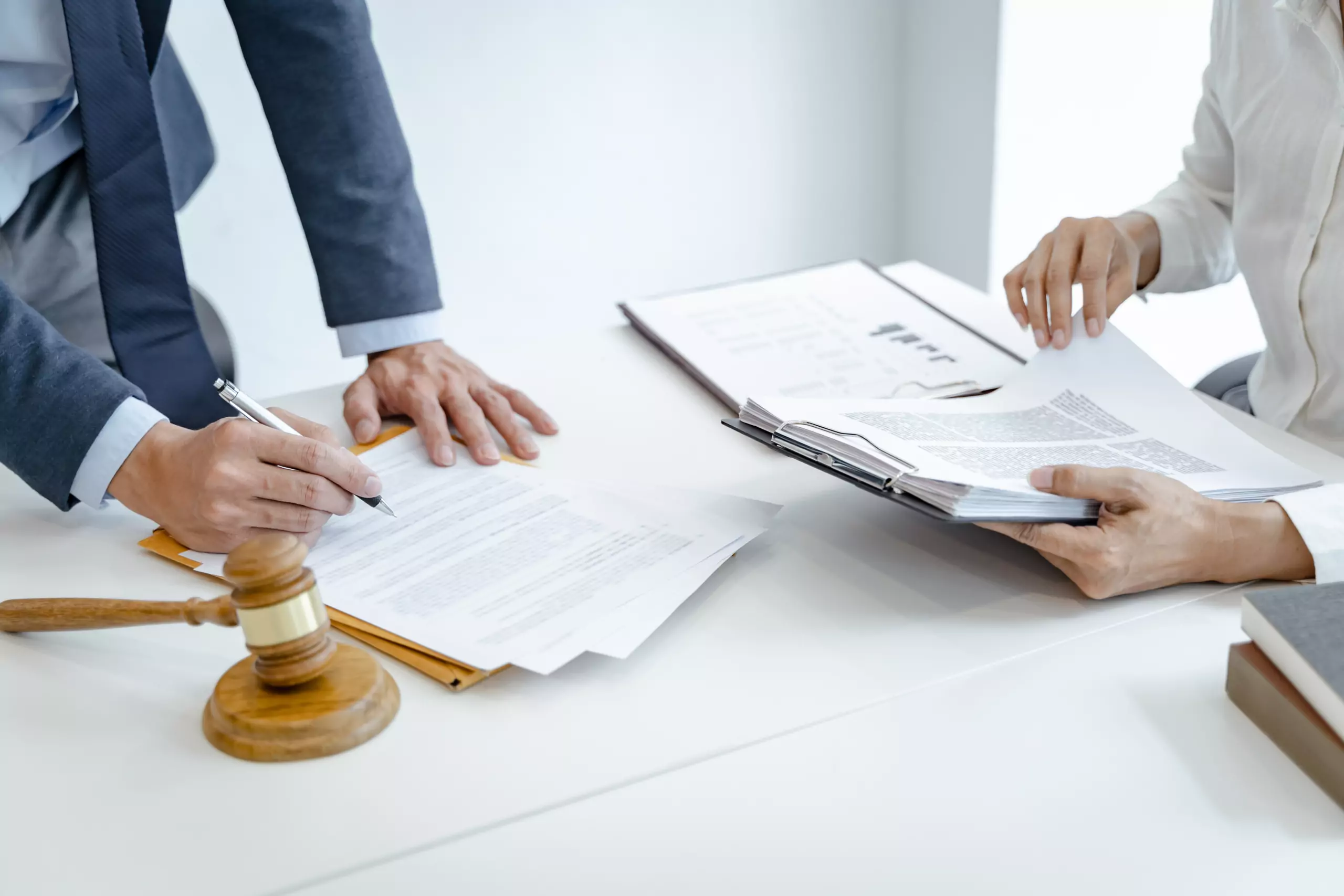 Юрист Трегубов Тимофей Игоревич объясняет: Как выбрать ответчика по делу ?