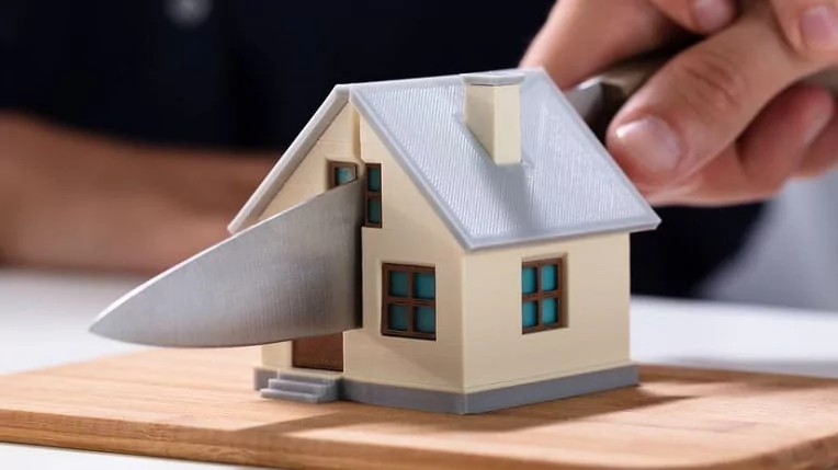 Юрист Боголюбов Александр Алексеевич объясняет: Зачем доли в праве собственности на жилье ограничили?