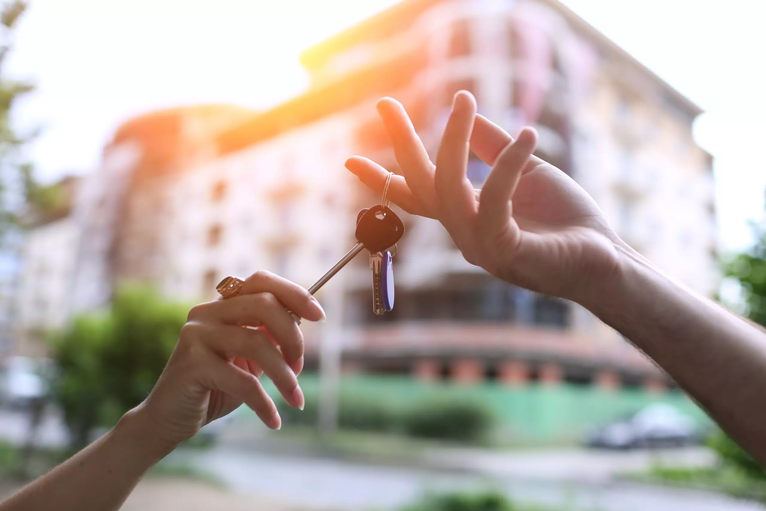 Юрист Сафронов Ярослав Валерьевич объясняет: Какие риски в покупке квартиры на торгах ниже рынка на 30%?