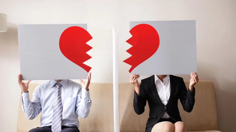 Юрист Баширов Евгений Юрьевич объясняет: Как расторгнуть брак без обращения в суд?