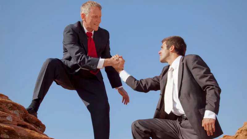 Юрист Бендер Андрей Владимирович объясняет: Наставник для юриста и адвоката