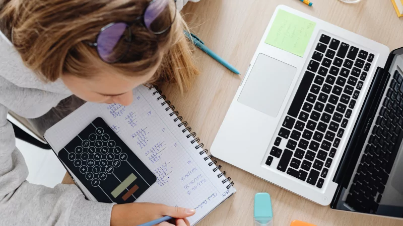 Адвокат Нектов Сергей Сергеевич объясняет: Как узнать о существовании иска по фамилии