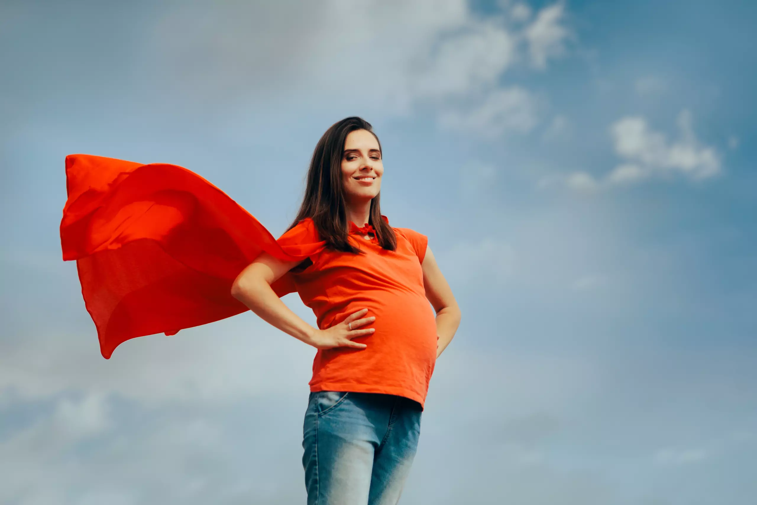 Юрист Каравайцева Елена Александровна объясняет: Кому полагается звание “Матери- героини”?