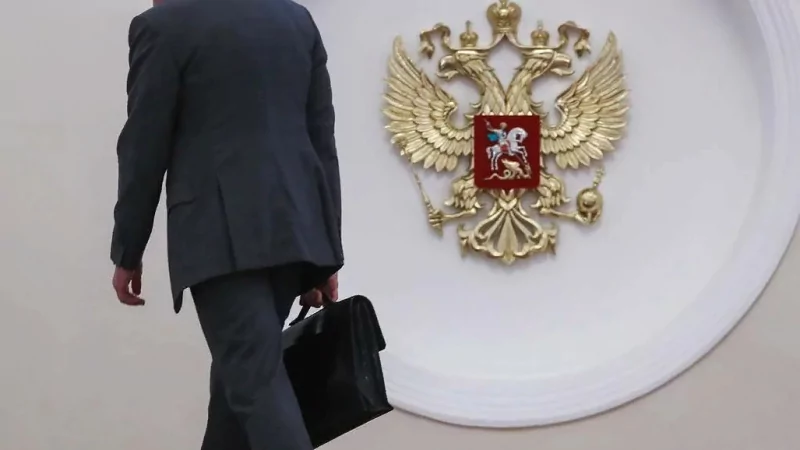 Адвокат Котиков Антон Константинович объясняет: Суд: если госслужащий не размещал данные в интернете, он не обязан отчитываться об этом по форме