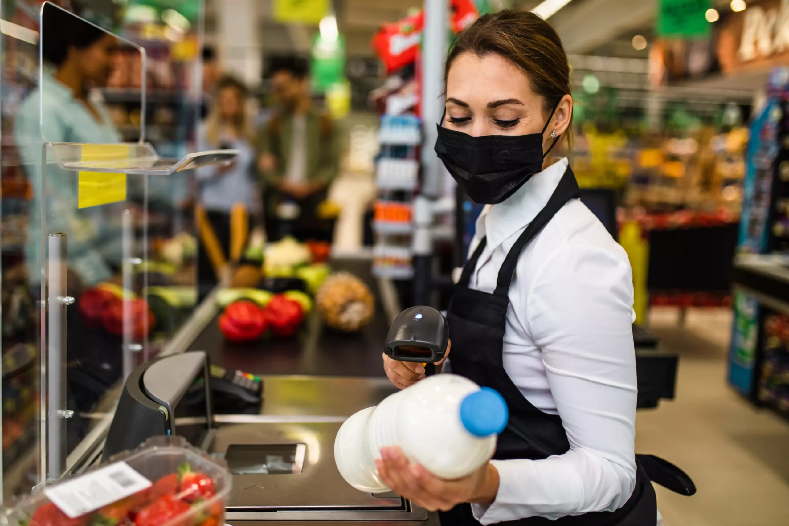 Юрист Каравайцева Елена Александровна объясняет: Зачем кассир спрашивает, нужен ли вам чек?