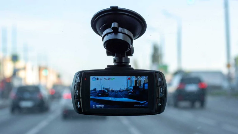 Юрист Сагитов Дмитрий Александрович объясняет: Запись видеорегистратора для ГИБДД – не доказательство