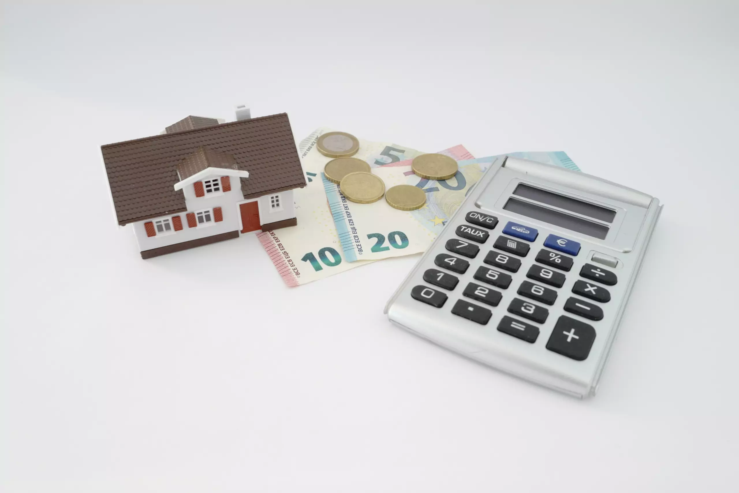 Юрист Муклинов Сергей Хасанович объясняет: Взыскана с Застройщика АО Сибавиастрой в пользу Дольщика компенсация за недостатки квартиры 704 тыс