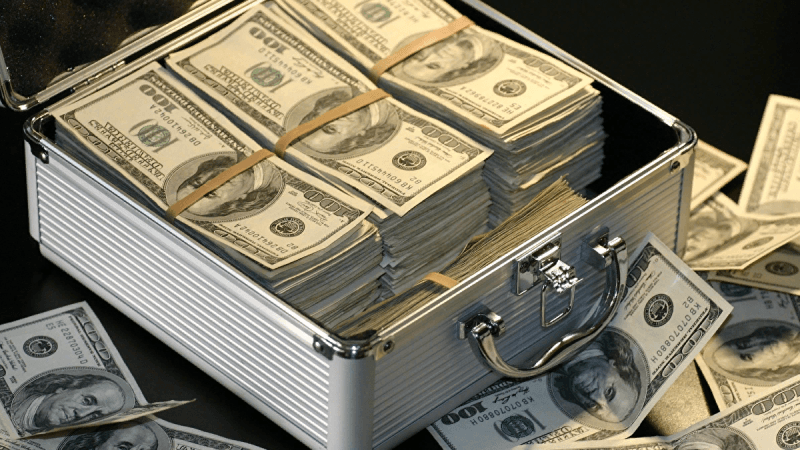Юрист Юзвак Максим Васильевич объясняет: Отмена освобождение нефтегазовых и угольных компаний от налога на сверхприбыль