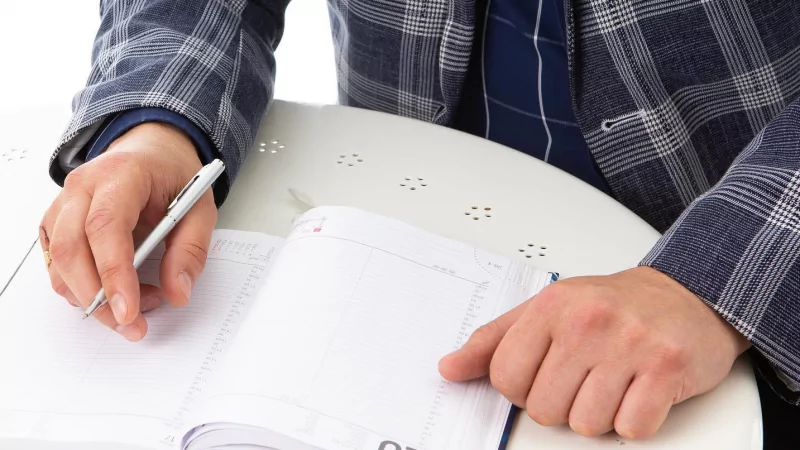 Адвокат Пузиков Максим Анатольевич объясняет: Телефонные мошенники взяли кредит от вашего имени. Что делать?