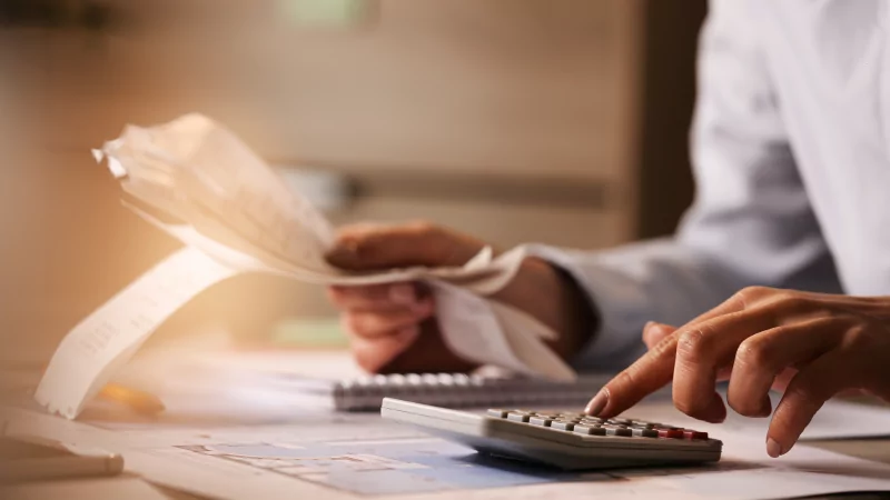 Юрист Козлов Дмитрий Андреевич объясняет: Регрессный иск страховой к водителю: когда ОСАГО не спасает и приходится платить самому