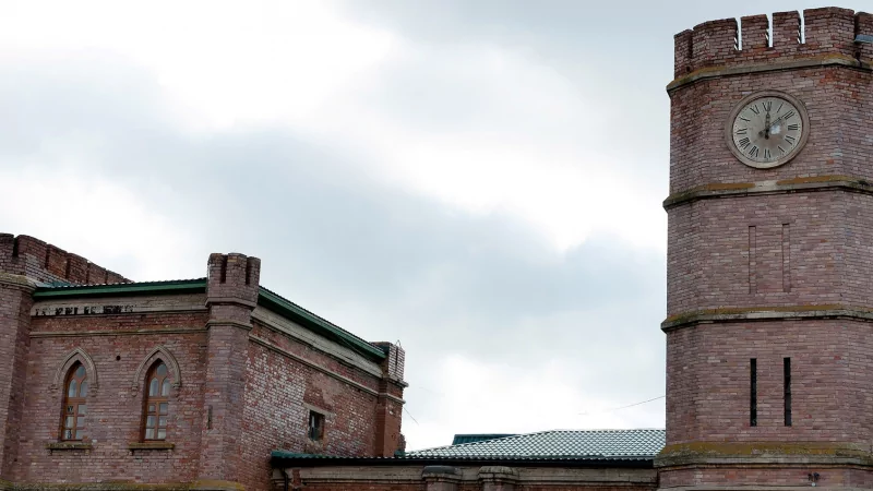 Юрист Долгополов Николай Евгеньевич объясняет: Кому я должен – всем прощаю