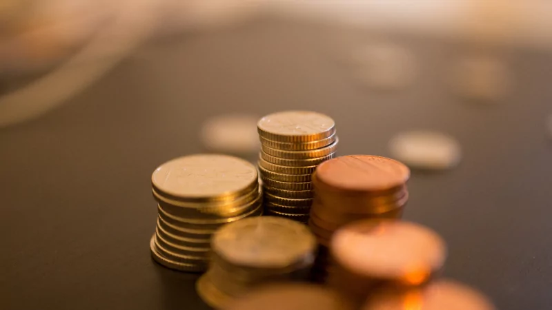 Юрист Долгополов Николай Евгеньевич объясняет: Исключение из выплат по СВО