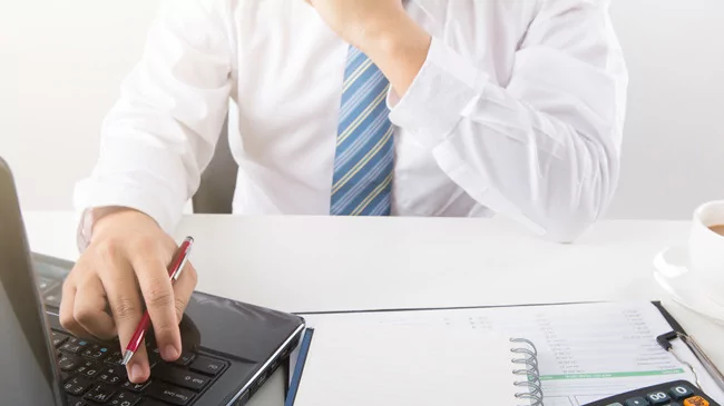 Юрист Августинович Петр Александрович объясняет: Заверенный перевод документов