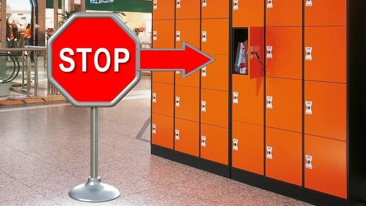 Юрист Матвеев Евгений Александрович объясняет: Законно ли требовать оставить вещи в камере хранения магазина?