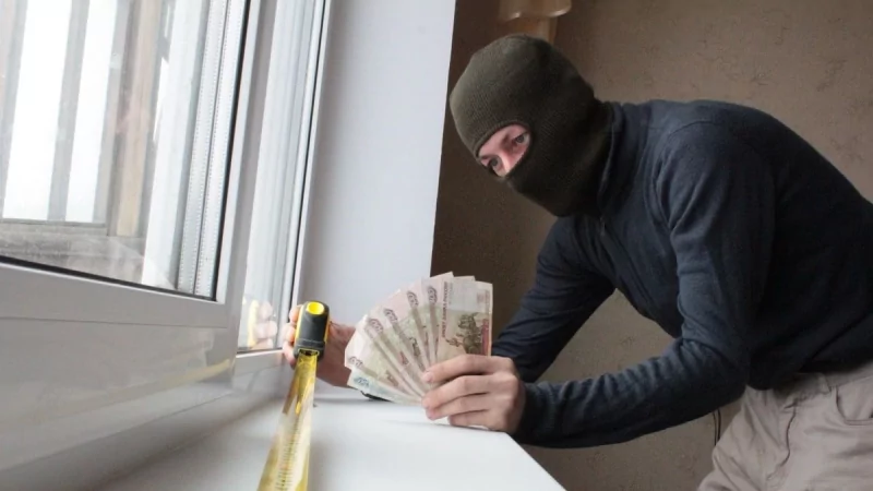 Юрист Абрамов Евгений Юрьевич объясняет: Стоит ли заключать договор подряда с рабочими при ремонте в квартире?