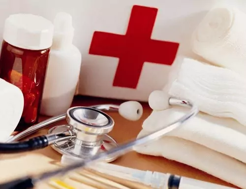 Адвокат Винарев Владимир Викторович объясняет: Почему в законе хотят заменить медицинские услуги на медицинскую помощь? В чём разница?