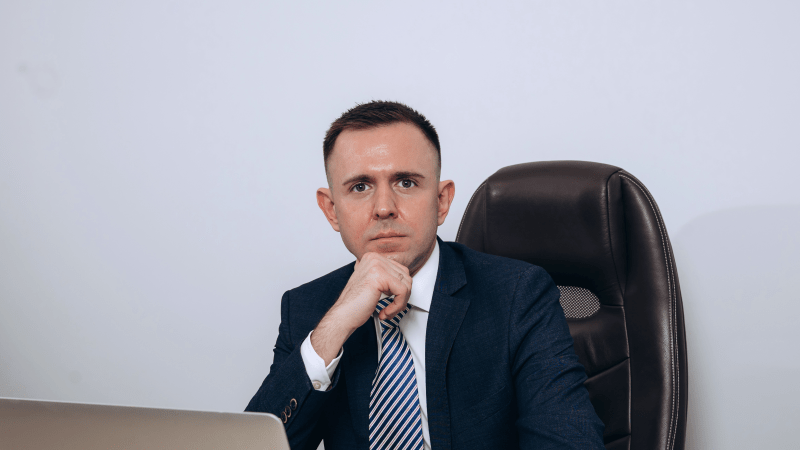 Адвокат Волков Никита Андреевич объясняет: Зачем нужно выбирать адвоката заранее