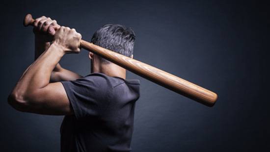 Адвокат Притулин Роман Валерьевич объясняет: Другой случай из практики. Доказано – машинист Метрополитена Москвы Юрий оборонялся от нападения .