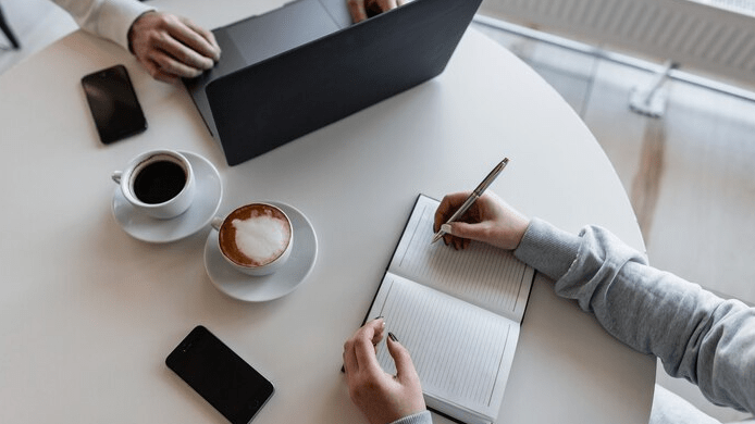 Адвокат Омецинский Иван Александрович объясняет: Оставление места ДТП без повреждения автомобилей