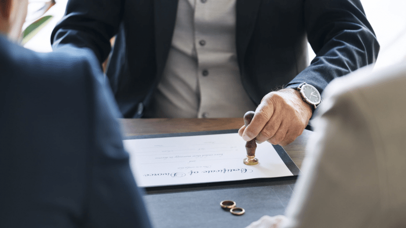 Юрист Бохан Сергей Сергеевич объясняет: Оспаривание кредитного договора, заключенного под влиянием мошеннических действий