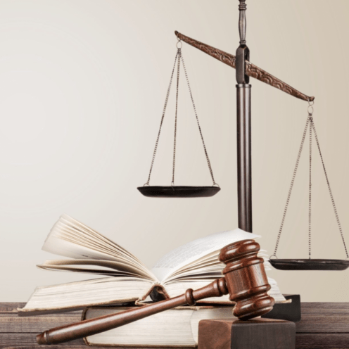 ВС защитил права граждан на выбор формы компенсации при расселении аварийного дома