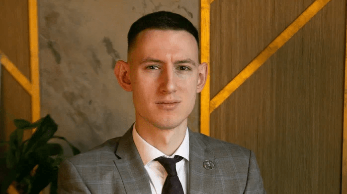 Адвокат Виленский Никита Михайлович объясняет: О праве застройщика ограничивать дольщику гарантийные сроки