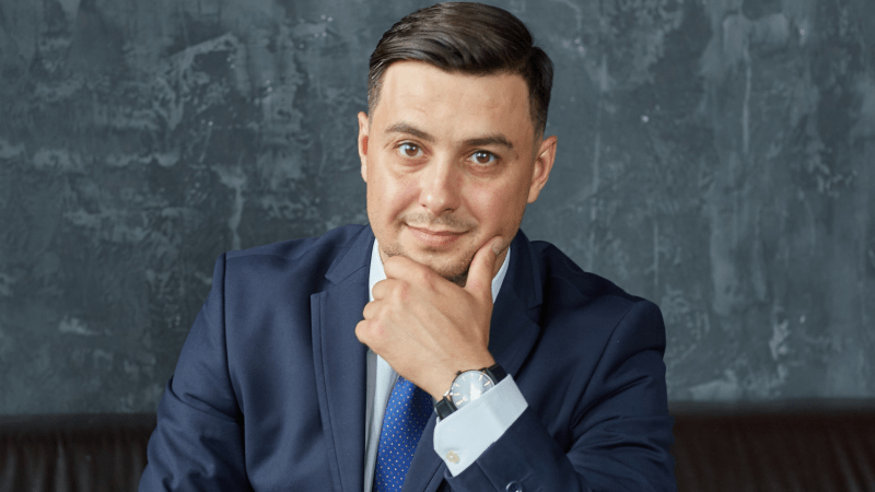 Адвокат Нурмухаметов Валерий Наилевич объясняет: В каких случаях возможна замена неотбытой части наказания более мягким видом наказания?