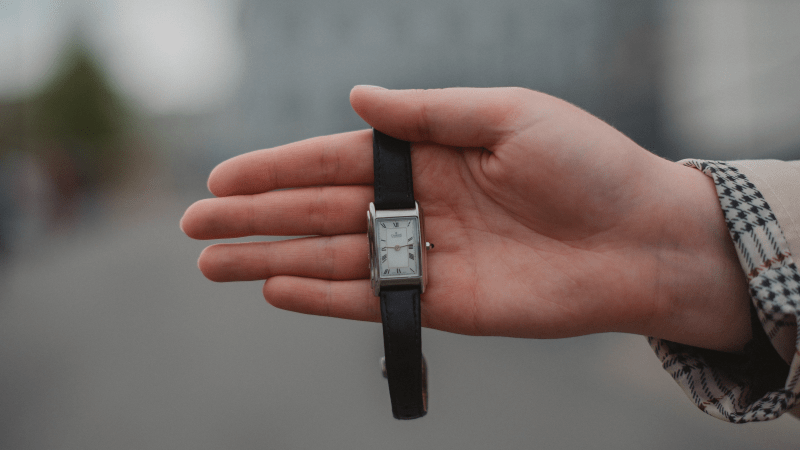 Юрист Османова Сабина Ровшан кызы объясняет: Как вернуть деньги за неоказанную услугу