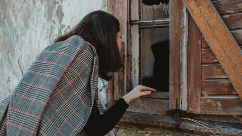 Юрист Османова Сабина Ровшан кызы объясняет: Как снять человека с регистрационного учета?