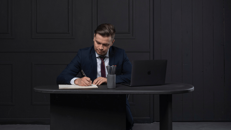 Юрист Потапов Никита Андреевич объясняет: Взыскание дебиторской задолженности