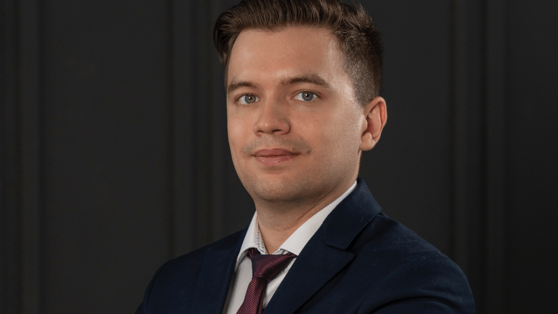 Юрист Потапов Никита Андреевич объясняет: Разбор кейса: клиент заказал сайт, а подрядчик исчез вместе с авансом