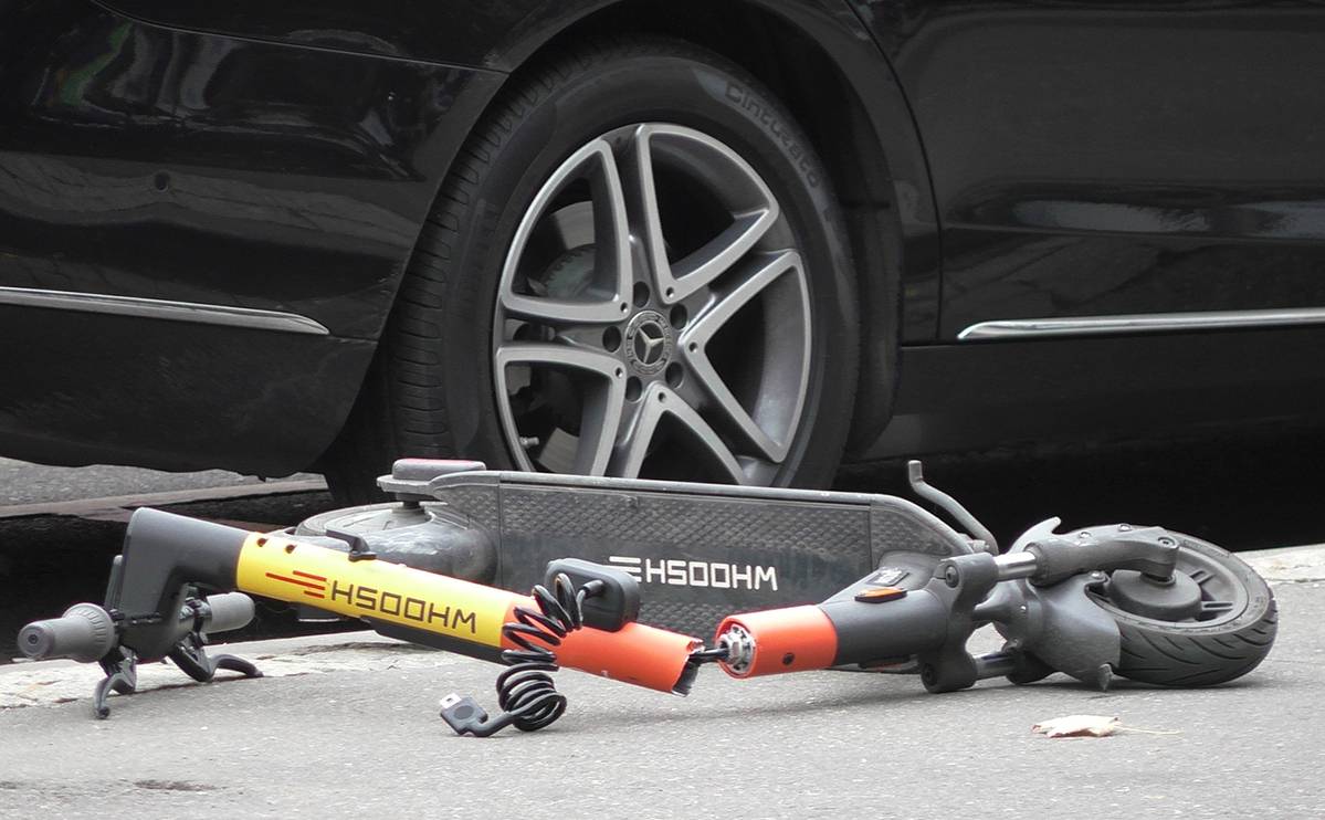 Адвокат Поляков Дмитрий Васильевич объясняет: ДТП с самокатами и случаи опьянения: ВС разъяснил нюансы дел о нарушении ПДД