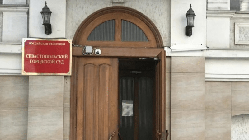 Юрист Клименков Станислав Вадимович объясняет: Взыскал с Управляющей компании 404500 рублей за течь в стояке