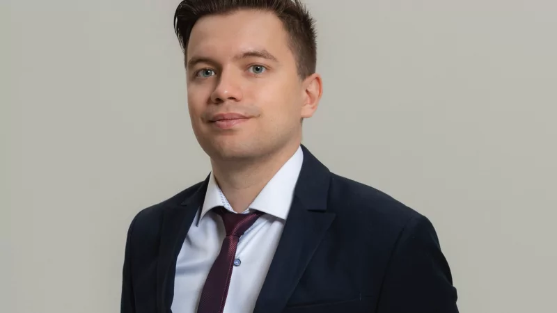 Юрист Потапов Никита Андреевич объясняет: Купили б/у автомобиль у диллера, а оказалось, что пробег гораздо больше заявленного. Что делать?