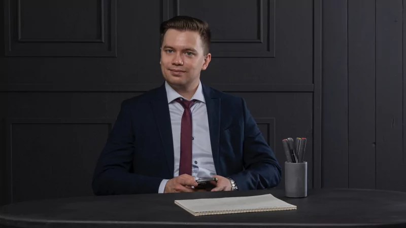 Юрист Потапов Никита Андреевич объясняет: О профессионализме судебных представителей