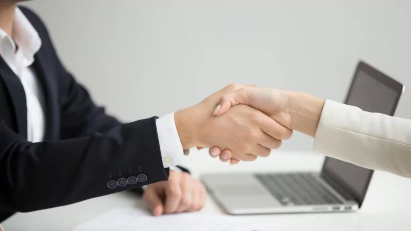 Юрист Полякова Анна Сергеевна объясняет: Переквалификация договоров с самозанятыми в трудовые договора