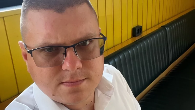 Адвокат Симчишин Владимир Сергеевич объясняет: Может ли бывшая жена переехать с ребенком в другой город?