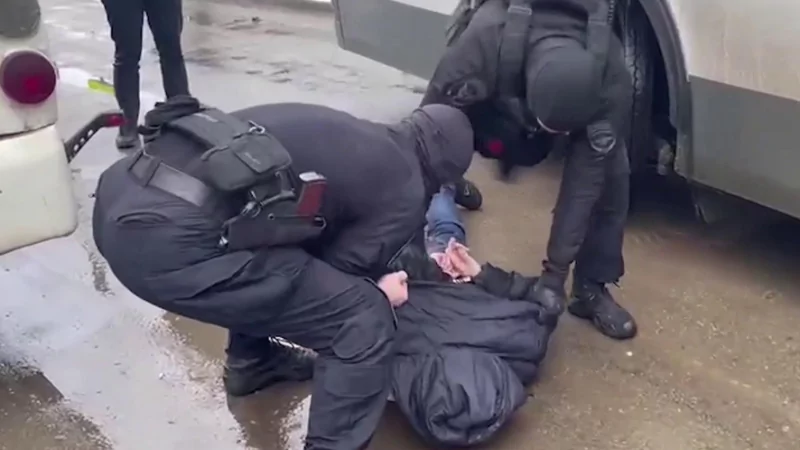 Адвокат Ломакин Игорь Игоревич объясняет:  10 Правил поведения при задержании полицией