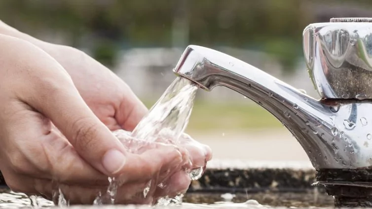 Адвокат Щербакова Елена Геннадьевна объясняет: Потребителю о коммунальной услуге по холодному водоснабжению не надлежащего качества