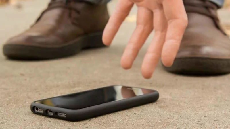 Адвокат Гильгенберг Юлия Александровна объясняет: Найденный телефон