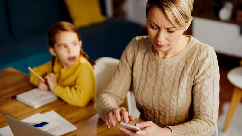 Юрист Власова Елена Анатольевна объясняет: Алименты, порядок оплаты, риски для сторон, разбор практики по взысканию долга по алиментам